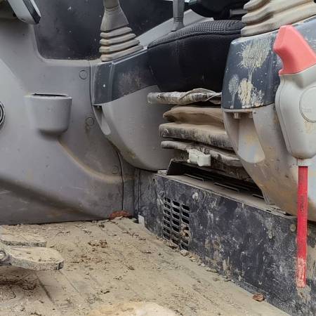 徐工XE55DA履带式挖掘机