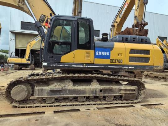 徐工XE370D履带式挖掘机