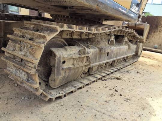 徐工XE370D履带式挖掘机