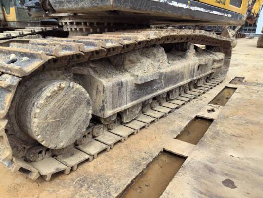 徐工XE370D履带式挖掘机