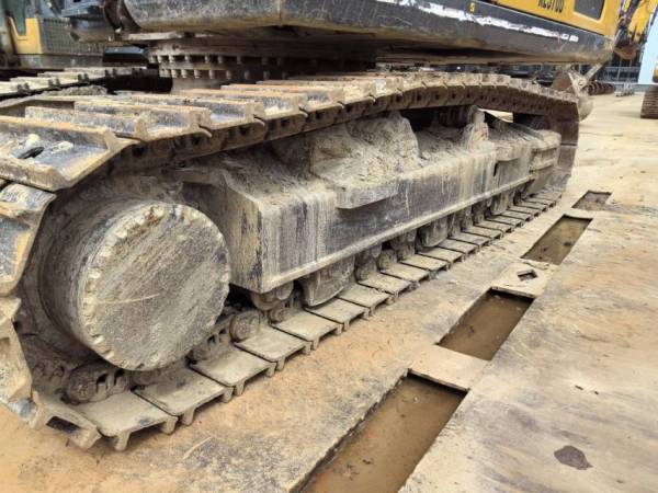 徐工XE370D履带式挖掘机