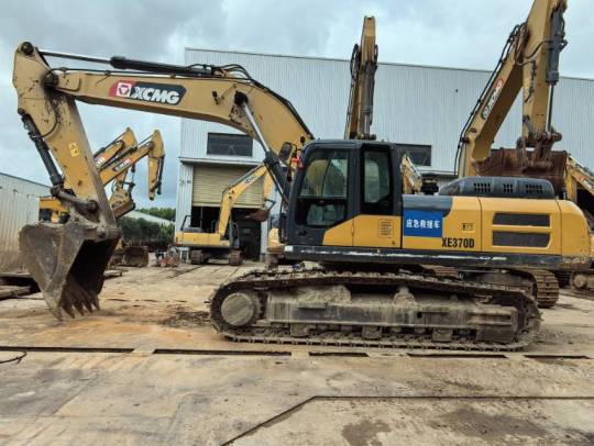 徐工XE370D履带式挖掘机