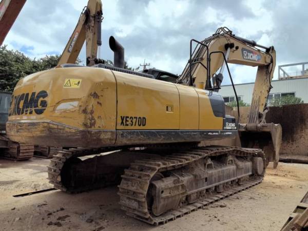 徐工XE370D履带式挖掘机