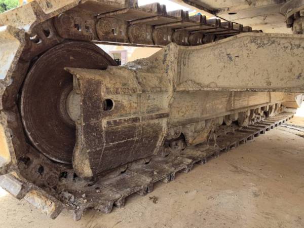 徐工XE370D履带式挖掘机