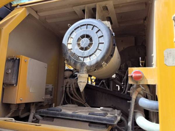 徐工XE370D履带式挖掘机