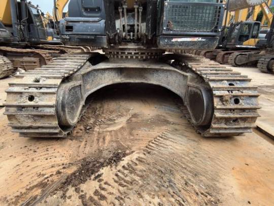 徐工XE370D履带式挖掘机