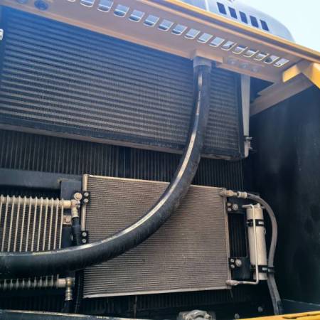 徐工XE400DK履带式挖掘机