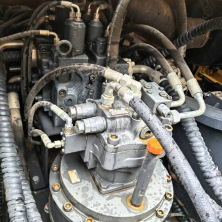 徐工XE400DK履带式挖掘机