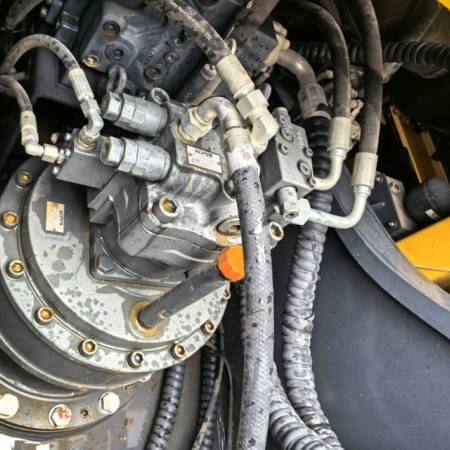 徐工XE400DK履带式挖掘机