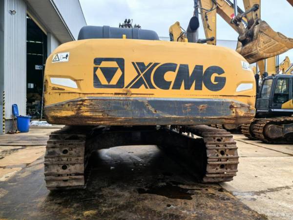 徐工XE400DK履帶式挖掘機