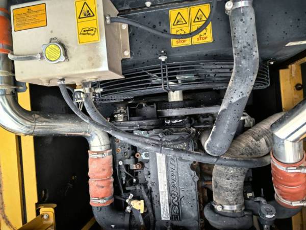 徐工XE400DK履帶式挖掘機