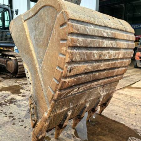 徐工XE400DK履带式挖掘机