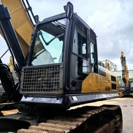 徐工XE400DK履带式挖掘机