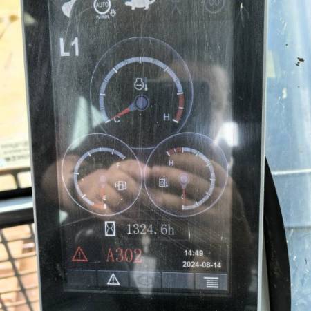 徐工XE400DK履带式挖掘机