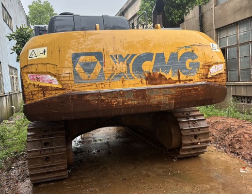 徐工XE400DK履带式挖掘机