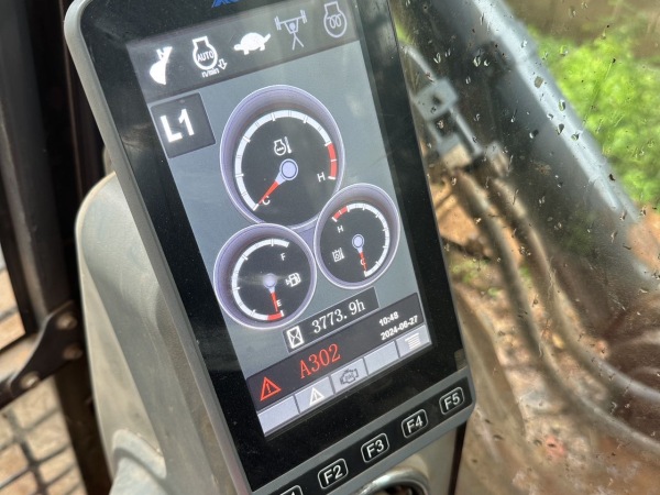 徐工XE400DK履帶式挖掘機(jī)