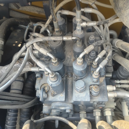 徐工XE550DK履带式挖掘机