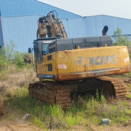 徐工XE550DK履带式挖掘机