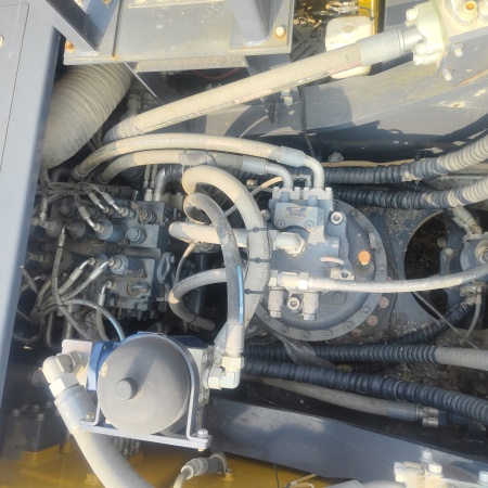 徐工XE550DK履带式挖掘机