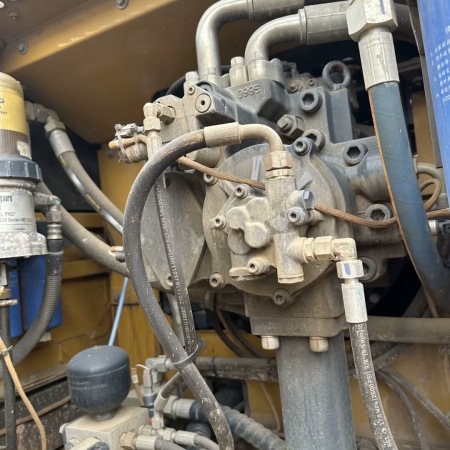 徐工XE490DK履带式挖掘机