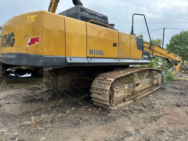 徐工XE490DK履帶式挖掘機(jī)