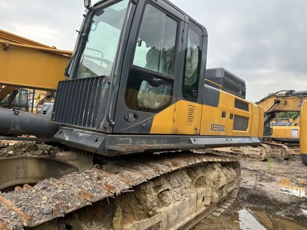 徐工XE490DK履帶式挖掘機(jī)