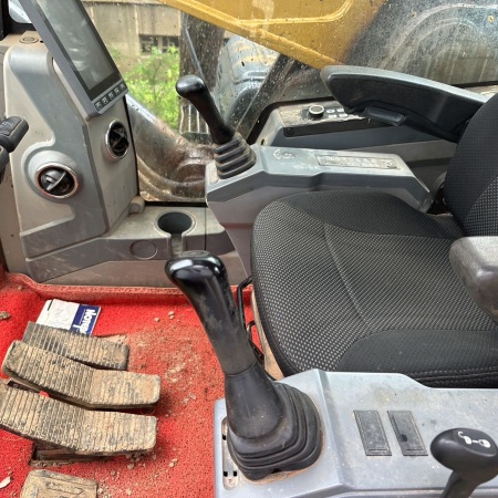 徐工XE490DK履带式挖掘机