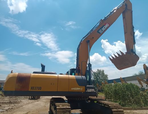 徐工XE370D履带式挖掘机
