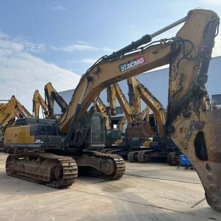 徐工XE550DK履带式挖掘机
