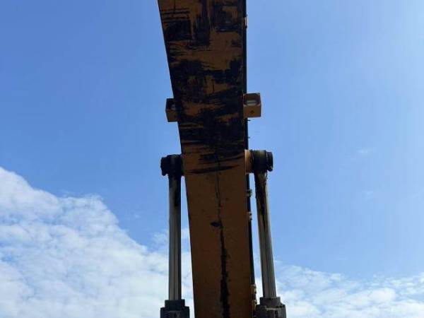 徐工XE550DK履帶式挖掘機