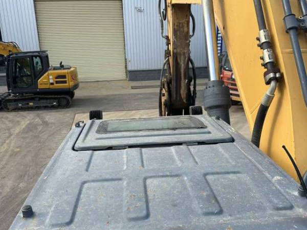 徐工XE550DK履帶式挖掘機