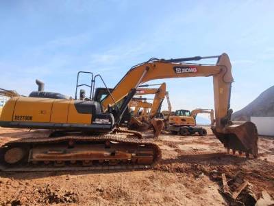 徐工XE270DK履帶式挖掘機(jī)