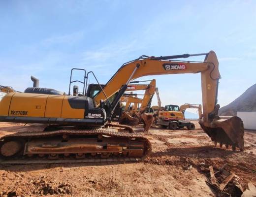 徐工XE270DK履带式挖掘机