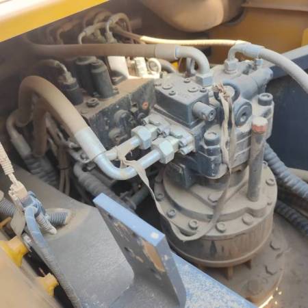 徐工XE270DK履带式挖掘机