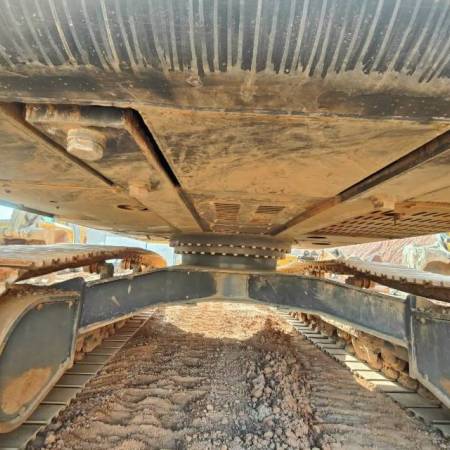 徐工XE270DK履带式挖掘机