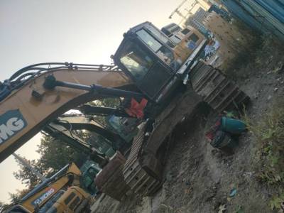 徐工XE490DK履帶式挖掘機