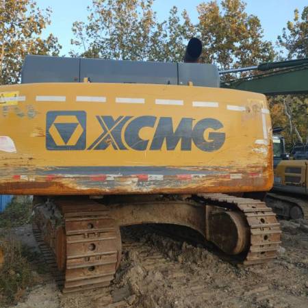 徐工XE490DK履带式挖掘机