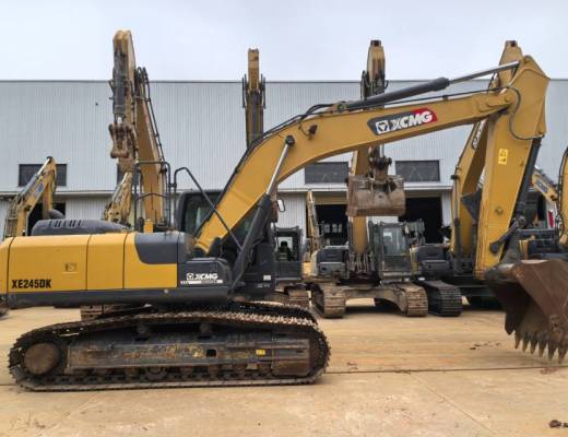 徐工XE225DK履带式挖掘机