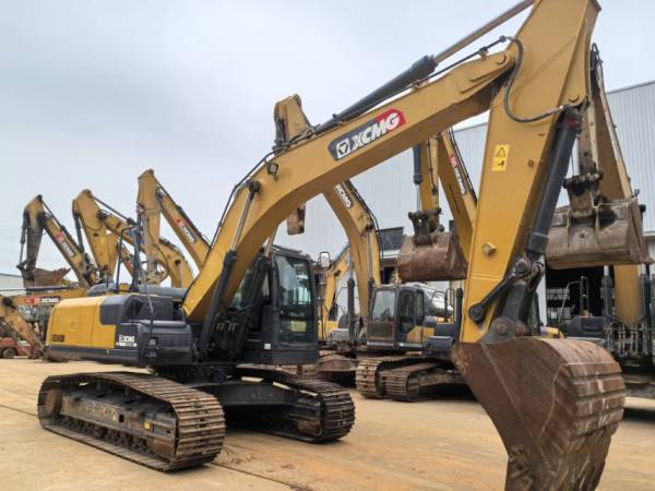 徐工XE225DK履帶式挖掘機(jī)