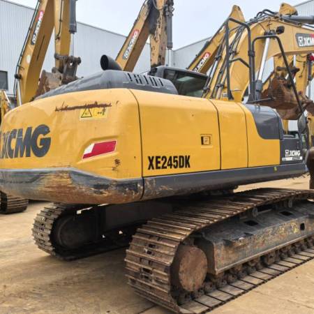 徐工XE225DK履带式挖掘机
