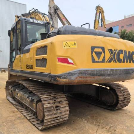 徐工XE225DK履带式挖掘机