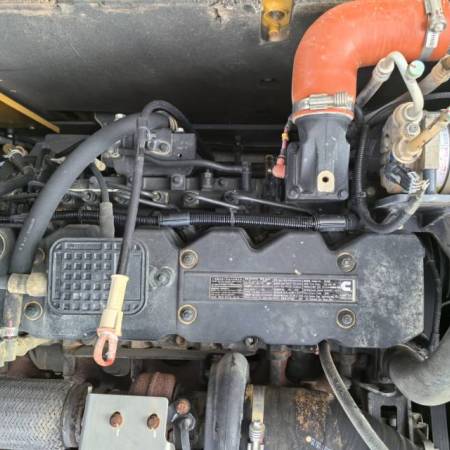 徐工XE245DK履带式挖掘机