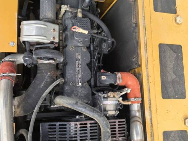 徐工XE245DK履帶式挖掘機