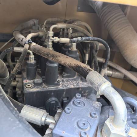 徐工XE245DK履带式挖掘机