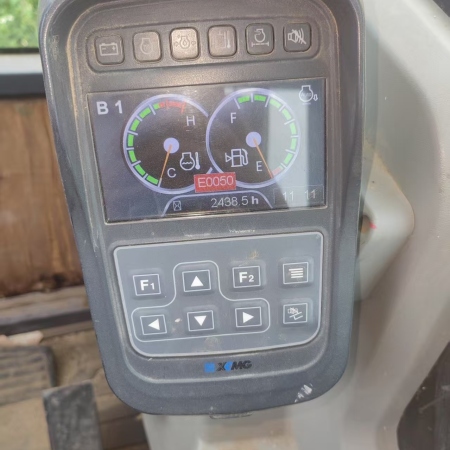 徐工XE60D履带式挖掘机