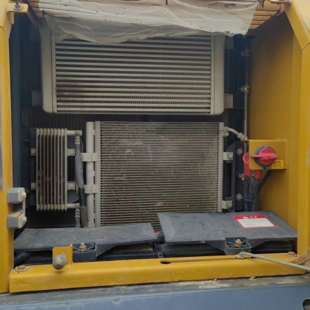 徐工XE245DK履带式挖掘机