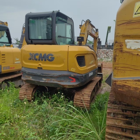 徐工XE60GA履带式挖掘机