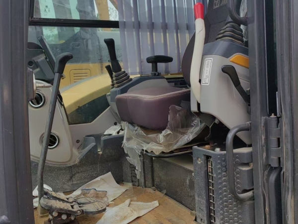 徐工XE60GA履帶式挖掘機(jī)