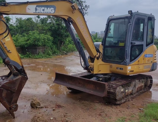 徐工XE60DA履带式挖掘机