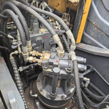 徐工XE155D履带式挖掘机